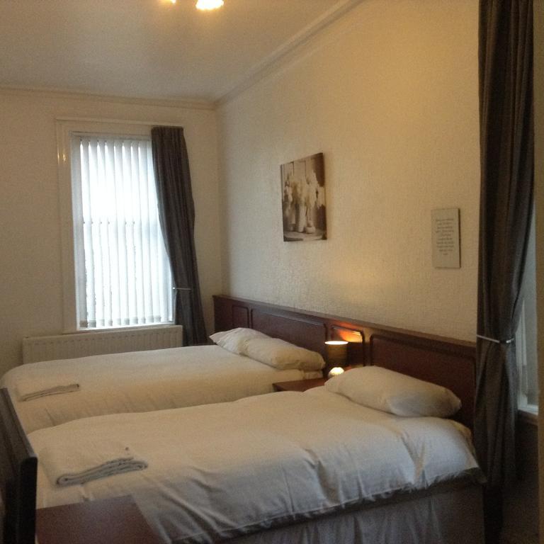 Ardgowan Guest House Paisley Oda fotoğraf